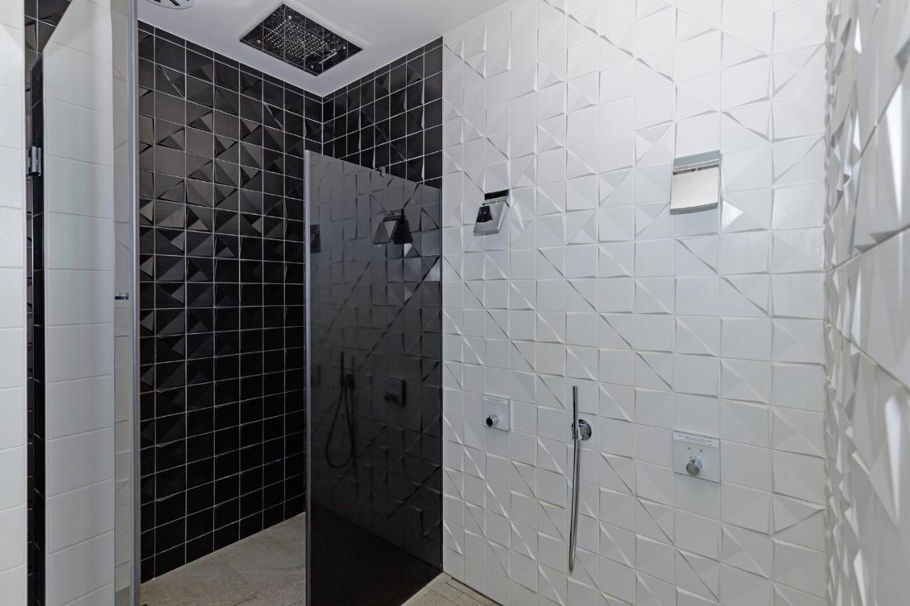 Aparthotel Waterkant Suites - Fewos Am Meer Mit Spa Börgerende-Rethwisch エクステリア 写真